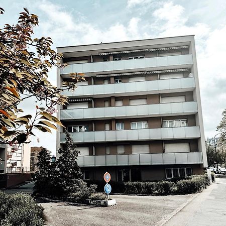 Le Cocon Blanc Metz - T2 - Parking Prive - Balcon - Nouvelle Ville, Gare Екстериор снимка
